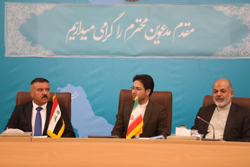 وزير الداخلية يصل طهران لبحث ملف مكافحة المخدرات وأمن الحدود