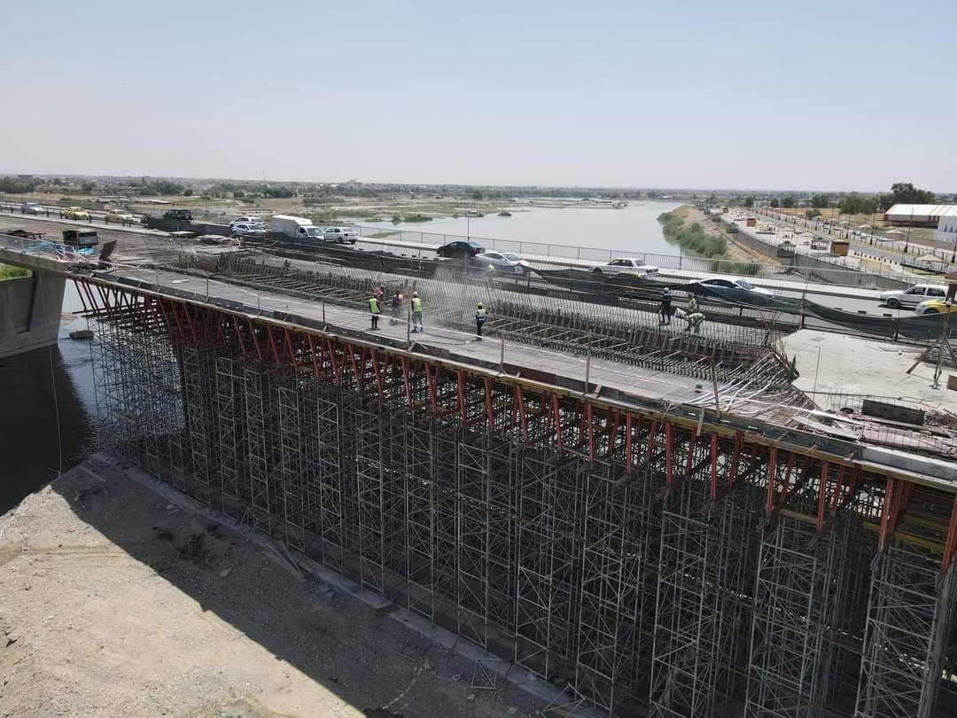 إنجاز  (٨٨) بالمئة من مشروع اعادة اعمار جسر الموصل الرابع