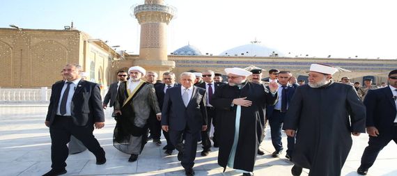 رئيس الجمهورية يزور مرقد الشيخ عبد القادر الكيلاني