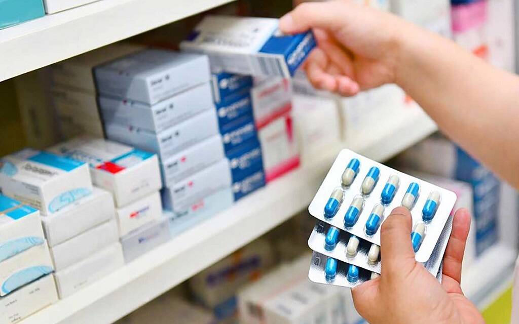 وزير الصحة يكشف عن نظام جديد للأدوية مطلع العام المقبل