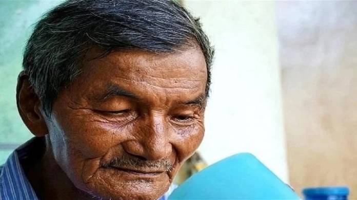 مسن لم ينم منذ 60 عاماً في الفيتنام