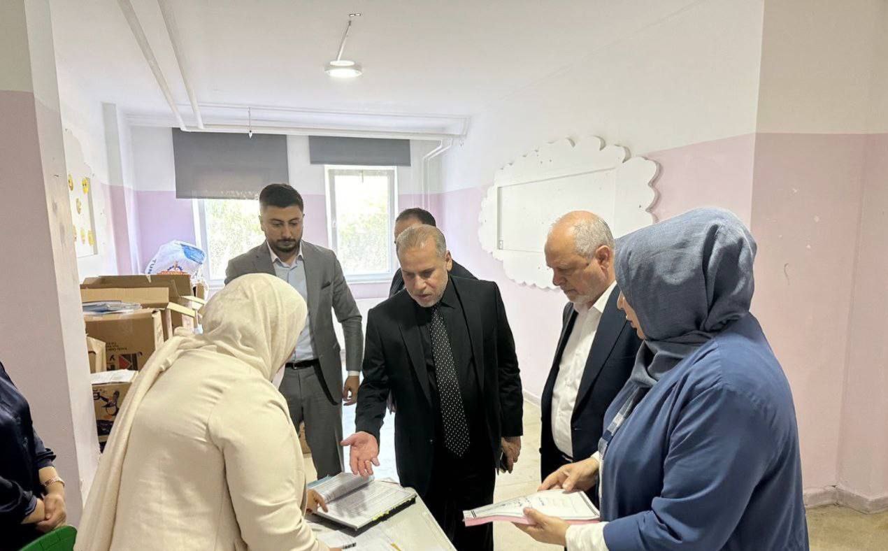 بعد اغلاق عدد من المدارس الأهلية في تركيا:وزير التربية يوجه بإرسال لجنة وزارية للحفاظ على وثائق وسجلات الطلبة