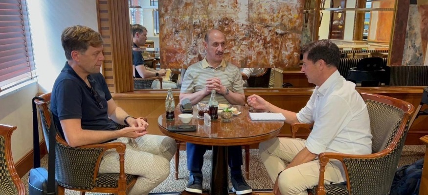 درجال يوافق على خطة كاساس لكأس آسيا المقبلة