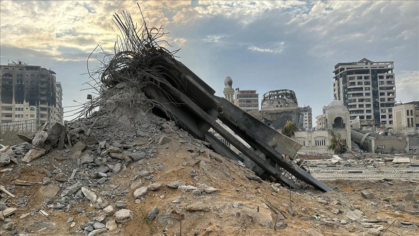 آلة التدمير الإسرائيلية تستهدف النصب التذكارية  أبرزها نصب شهداء "مافي مرمرة" في غزة