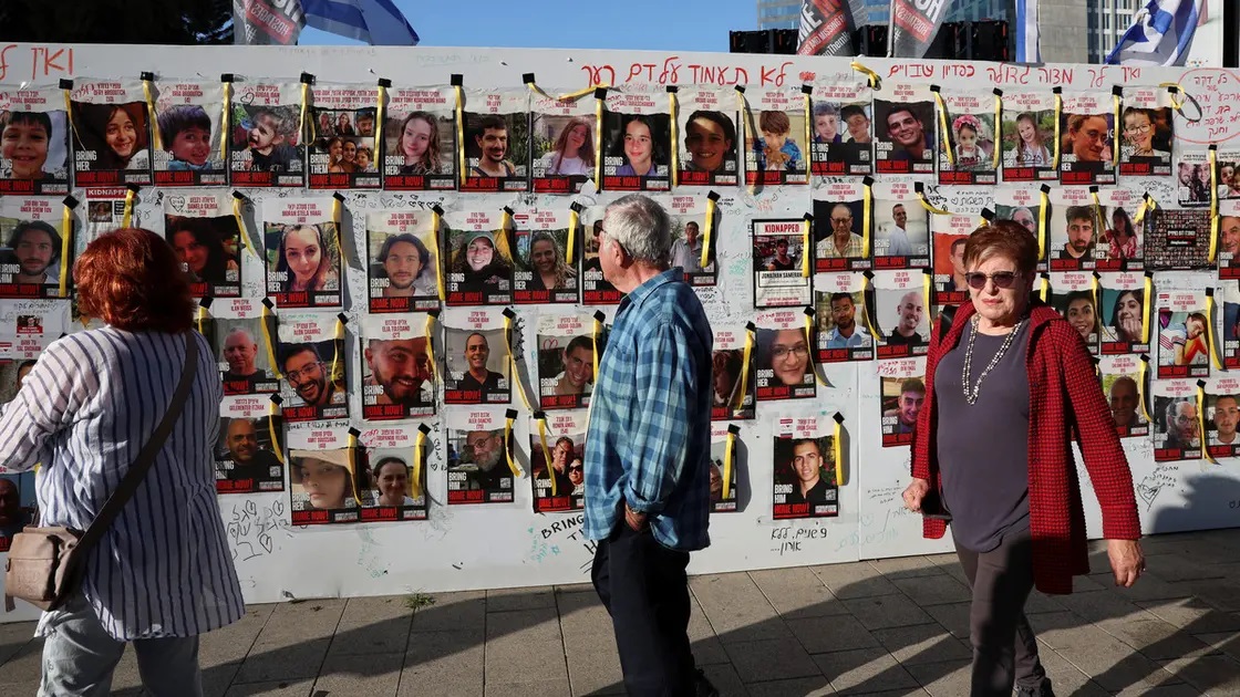 إسرائيل تؤكد وفاة 5 أسرى في غزة وتستعيد جثة أحدهم