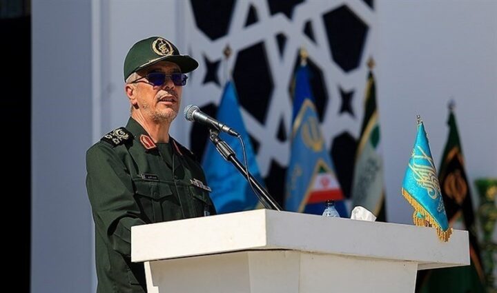 رئيس الأركان الإيراني في بغداد: ليس لدينا أي مشاكل أمنية مع العراق
