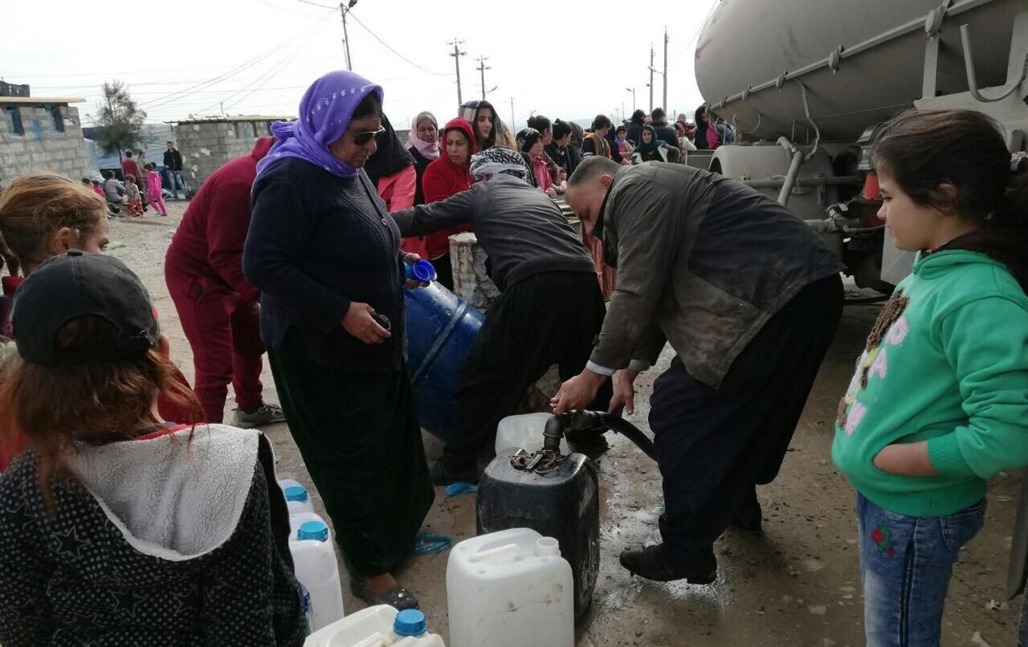 اطلاق البطاقة الوقودية  رقم (٦)  بواقع (١٠٠) لتر من النفط الابيض في كربلاء المقدسة