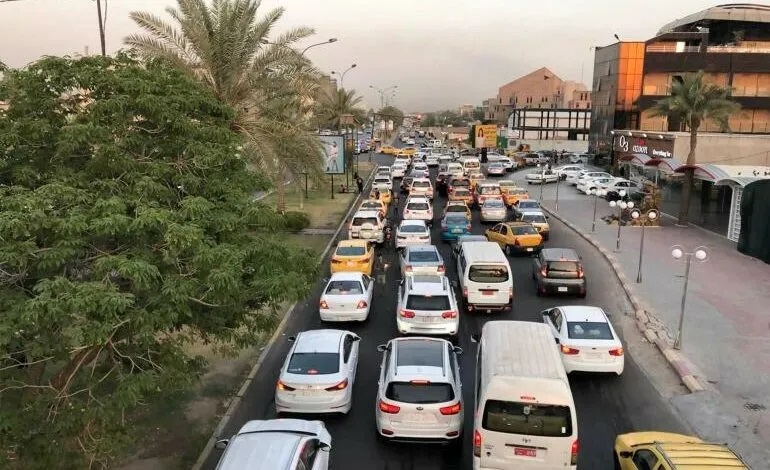 زحامات خانقة بأغلب الطرق والتقاطعات.. الموقف المروري في بغداد