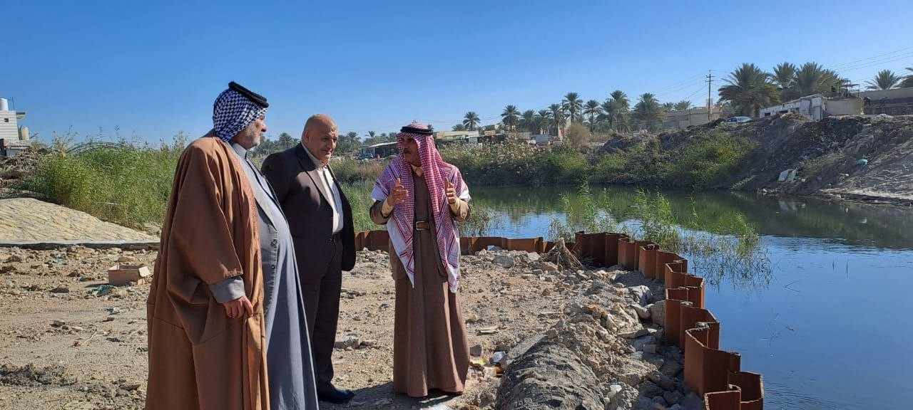 كربلاء تدعو الفلاحين والمزارعين والأهالي إلى عدم رمي جميع المخلفات في الانهر والمبازل