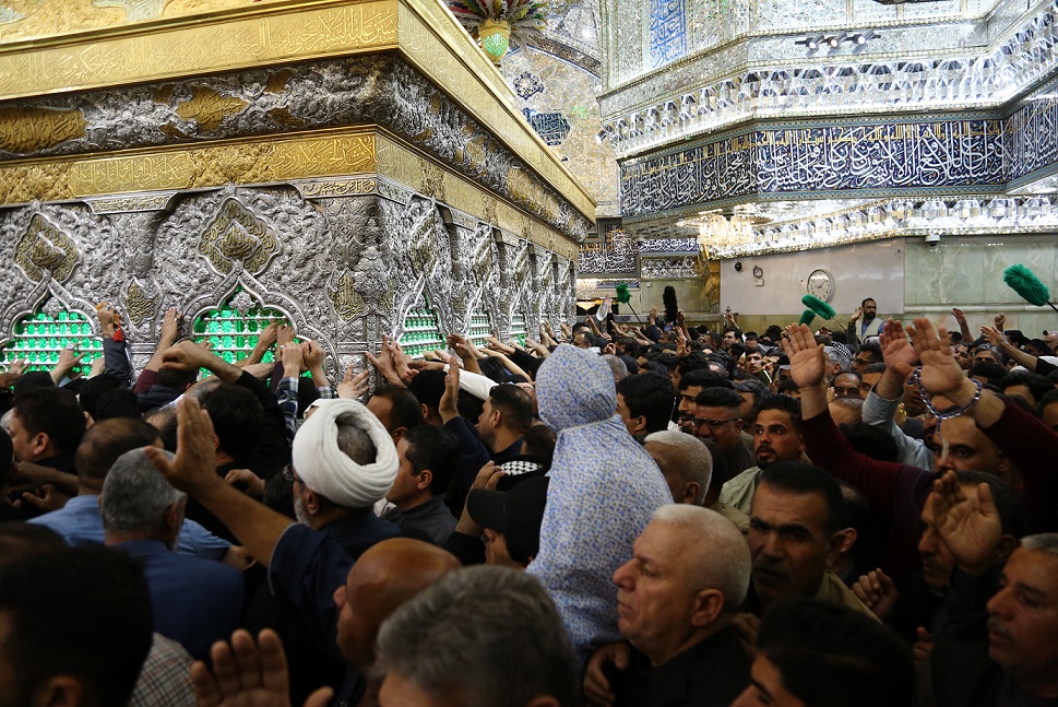 صور من داخل عتبات كربلاء في اول ليلة جمعة من شهر رمضان