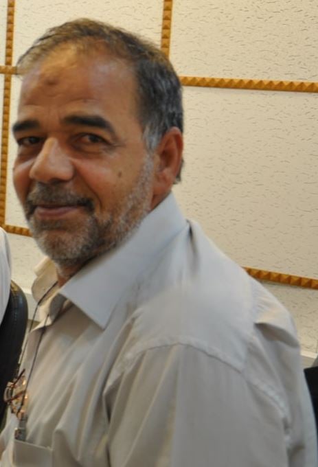 قوانين أبى الإنسان حملها فحملتها الرفوف