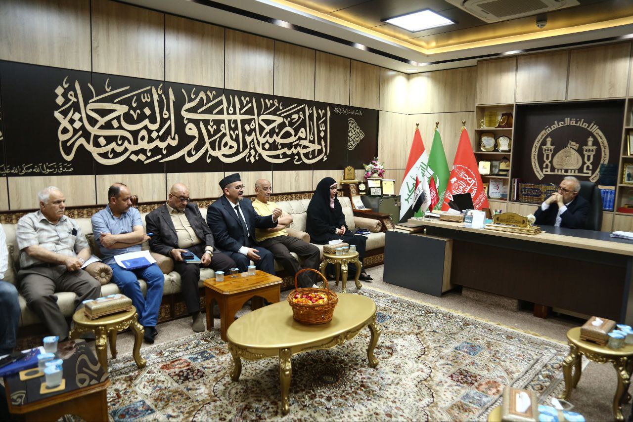 خبراء بملف الموارد المائية يلتقون مسؤولين بالعتبة الحسينية: نحن اطباء شخصنا مرضا واوصينا بالعلاج واوصلناها لايادي امينة(فيديو)