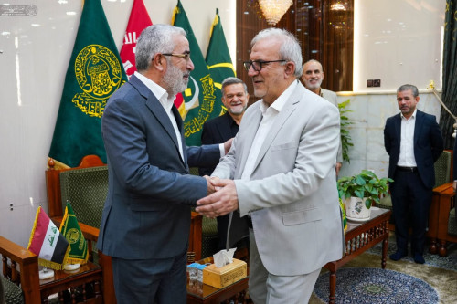 امين عام العتبة الحسينية المقدسة خلال اجتماع للامناء في النجف الاشرف:العتبات المقدسة كتلة واحدة تعمل تحت مظلة المرجعية العليا