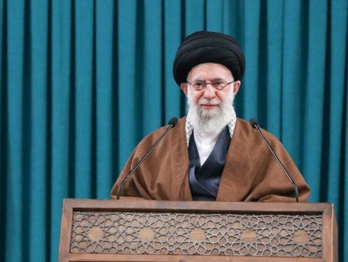 الخامنئي: لولا قتالنا في العراق وسوريا لوصل الإرهاب إلى قلب طهران