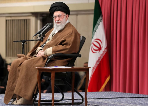 الخامنئي: يمكن أن نتعاون مع أميركا عندما تنسحب من المنطقة وتوقف دعم "إسرائيل"