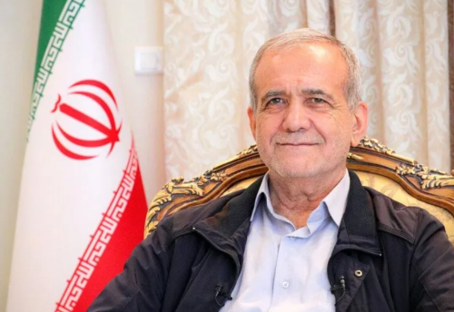 الرئيس الإيراني: نقل العاصمة من طهران تحولت إلى "ضرورة حتمية"