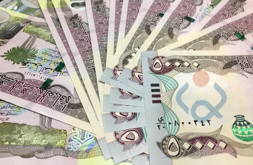 جدلية تغيير سعر الصرف في العراق.. 3 عوامل تعيق تنفيذ الخطوة