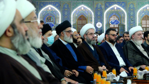 استعرض سيرته العلمية الزاخرة.. اختتام المؤتمر الدولي الخاص بالمحقق "النائيني" في الصحن الحسيني (صور)