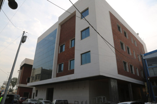 في قضاء الصويرة بمحافظة واسط.. العتبة الحسينية: نسب انجاز مشروع مستشفى الولادة وصلت الى (70) بالمئة(صور)