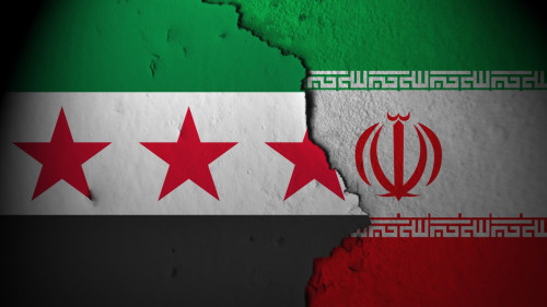 إيران: لا علاقات دبلوماسية حالياً مع الحكومة السورية