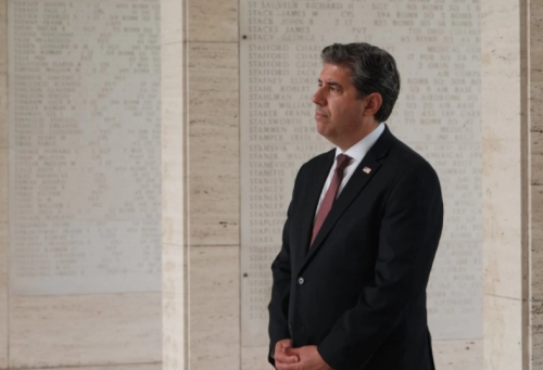 نائب وزير الخارجية الأميركي يصل أربيل ويفتتح  أكبر قنصلية لواشنطن في العالم تجاوزت كلفت بنائها 795 مليون دولار