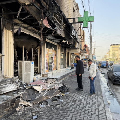 البصرة.. اعتداء مسلح على صيدلية والنقابة تطالب بحماية الكوادر (صور)