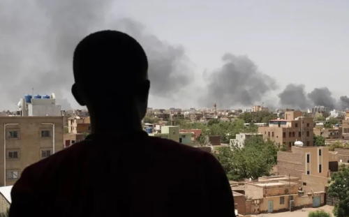 تحطم طائرة شحن عسكرية من طراز "إيل-76" في السودان ومصرع طاقمها