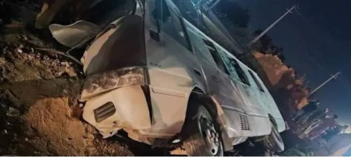 وفاة و11 إصابة بانقلاب عجلة تقل زائرين إيرانيين على طريق الكوت