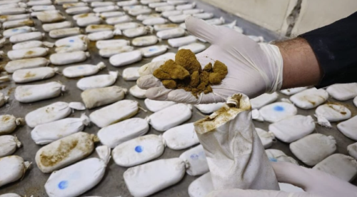 العراق ينفذ عملية أمنية داخل إيران.. ضبط 64 كغم مخدرات في عبادان