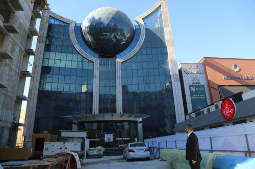 فحوصات عالمية وجلسات اشعاع وعلاج طبيعي... صرح طبي فريد تشيده العتبة الحسينية في وسط العاصمة بغداد(مصور)