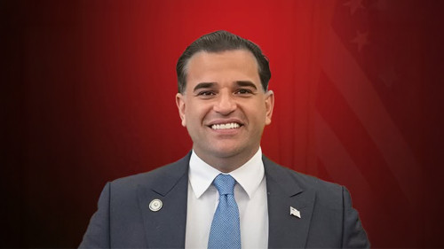 مهنئاً العراقيين بـ 2026.. سافايا يحذر "من عاثوا في أرض العراق فساداً" أن وقتهم انتهى