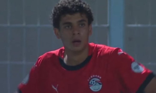 برشلونة يقترب من ضم موهبة الأهلي المصري مقابل 5 ملايين يورو