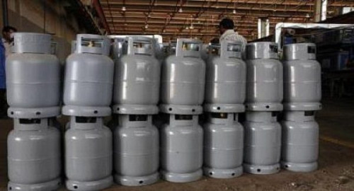 وزارة النفط تحدد موعد انتهاء أزمة غاز الطبخ