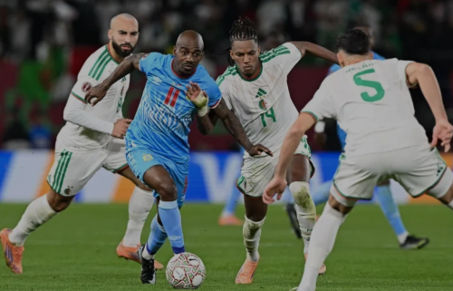 هدف قاتل يقود الجزائر إلى ربع نهائي أمم أفريقيا