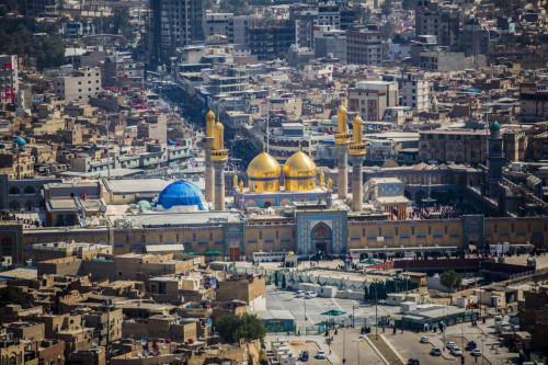 في ذكرى استشهاد الإمام الكاظم (ع).. محافظات عراقية تعطل دوامها الرسمي