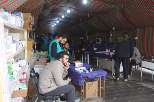 مفارز طبية وأطباء متخصصون من العتبة الحسينية يباشرون بتقديم خدماتهم لزوار الكاظمية (صور)