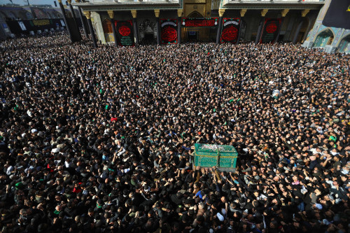 العتبة الكاظمية المقدسة: أكثر من 15 مليون شخص يحيون الزيارة الرجبية في بغداد