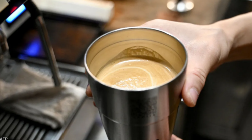 قاتل صامت.. كوب حراري ينهي حياة رجل بعد 20 عامًا من الاستخدام