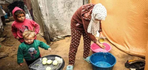 غزة: فيروس غامض يهدد السكان والقطاع الصحي عاجز عن المواجهة