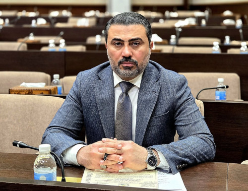 نائب يطالب بوقف الرواتب التقاعدية لكبار المسؤولين (وثيقة)