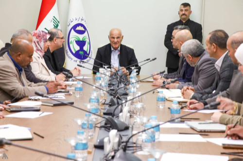 وزير الموارد يوجه بتعميم تجربة تربية الاسماك بالاحواض المغلقة