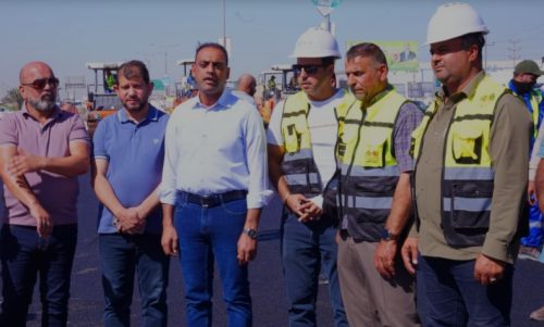 بطول يتجاوز 95 كم :العامري يؤكد المضي بمشروع طريق الفاو–البصرة وفق مواصفات عالمية