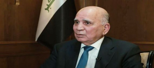 فؤاد حسين يكشف: توماس باراك يتسلم الملف العراقي خلفاً لمارك سافايا