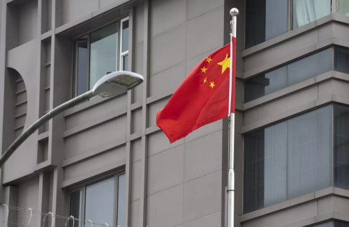 الصين تطور سلاحا يمكنه تدمير أو تعطيل الأقمار الصناعية خلال دقيقة واحدة