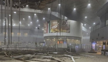 إصابات باستهداف مطار الكويت بقصف إيراني