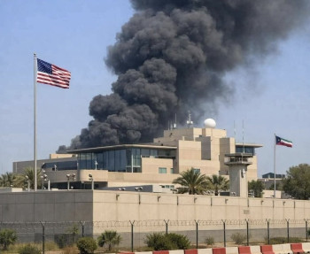 أميركا تغلق سفارتها بالكويت وتوجه بمغاردة موظفين من البحرين والعراق والأردن