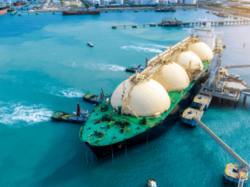 بلومبرغ: قفزة 100% في تكلفة ناقلات الغاز بالأطلسي