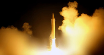 مسؤول عسكري في الحرس الثوري الايراني : جيل جديد من الصواريخ سيدخل الخدمة قريبا