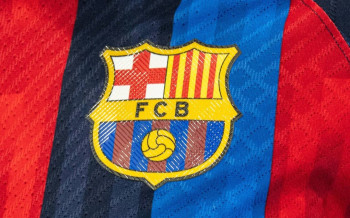 برشلونة يودع رئيسه الأسبق