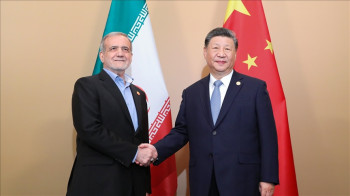 الصين تقدم 200 ألف دولار مساعدات طارئة لإيران